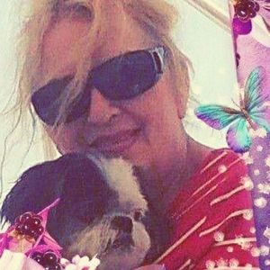 Meet your Posher, Phyllis